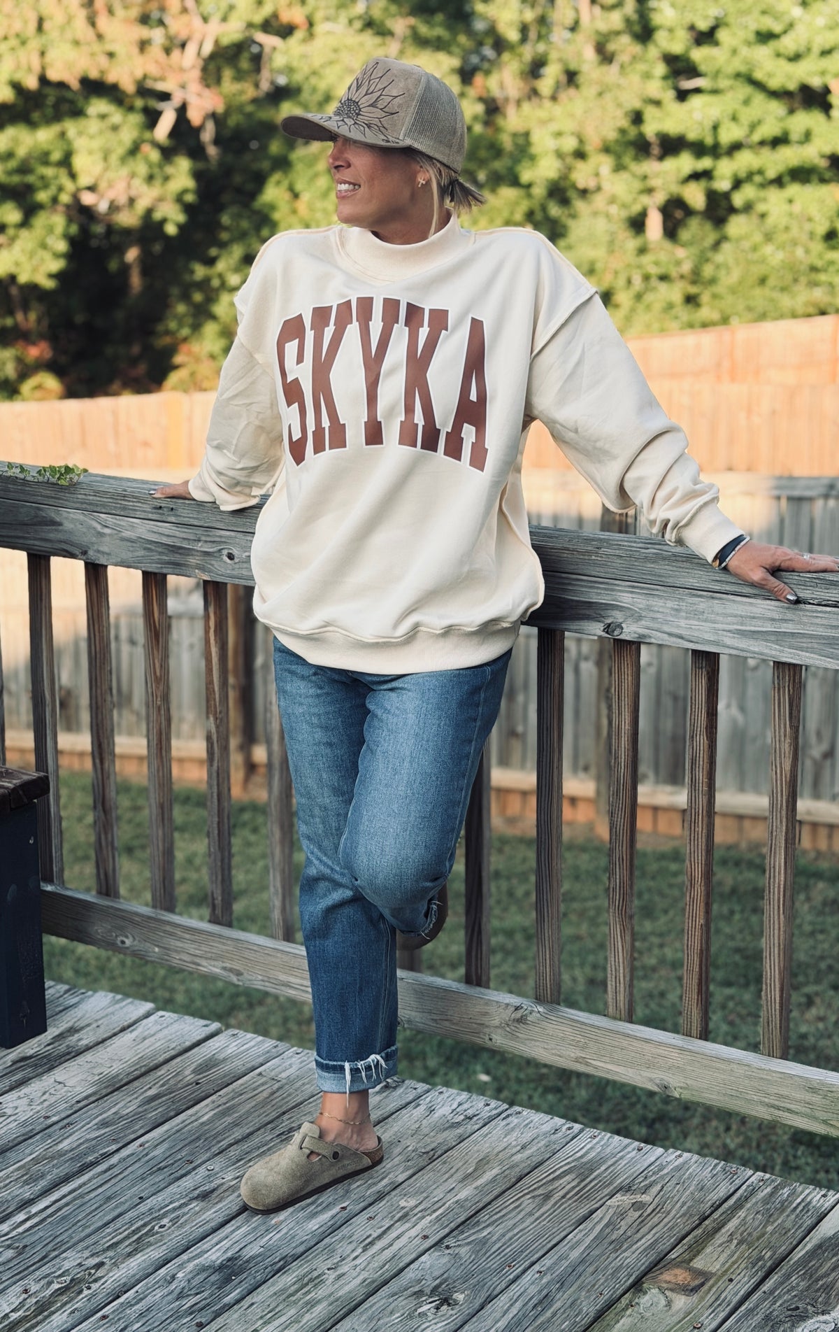SKYKA Varsity Mock Neck Sweatshirt