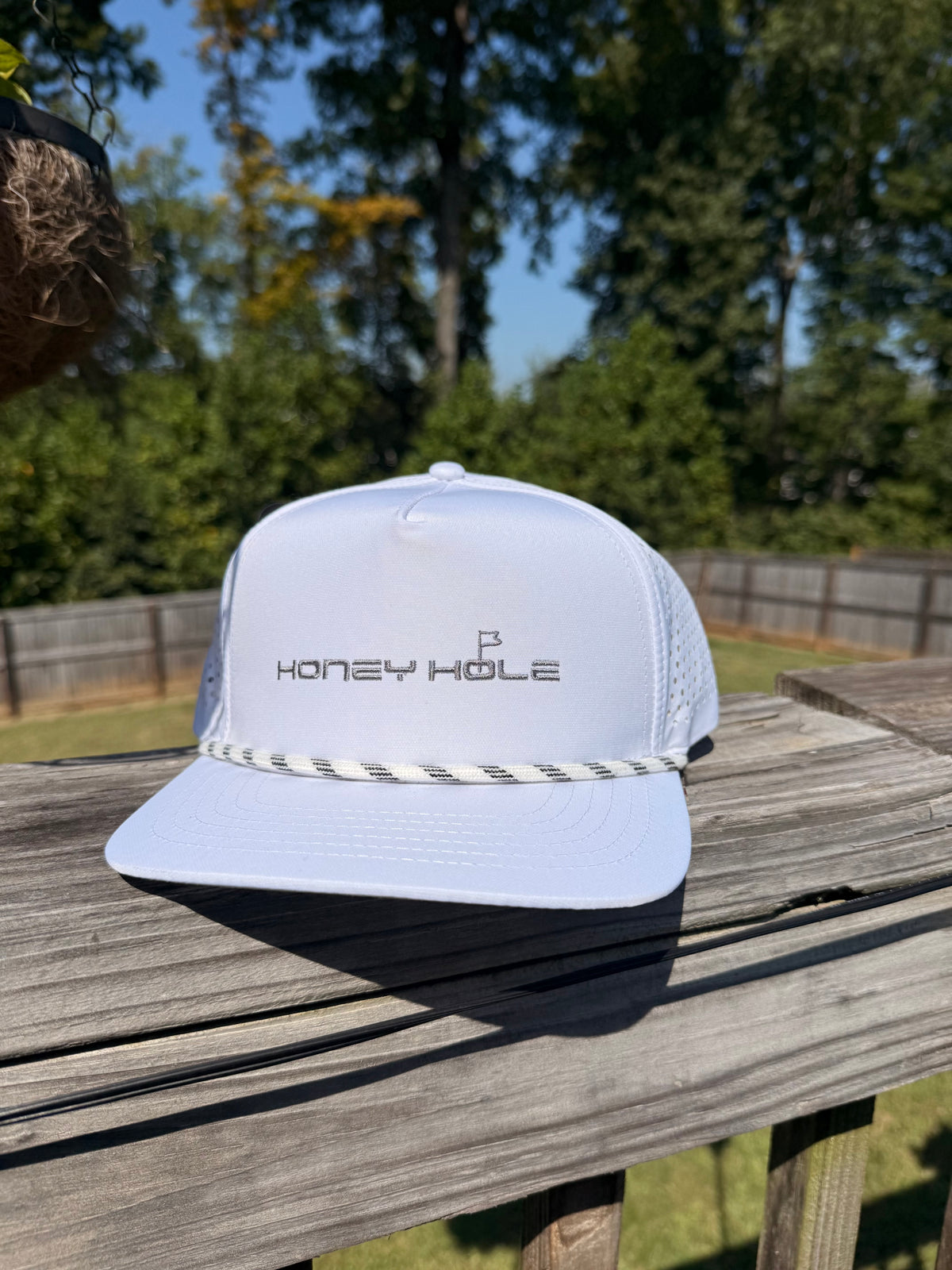 Performance Rope Hat - Hole in One - White