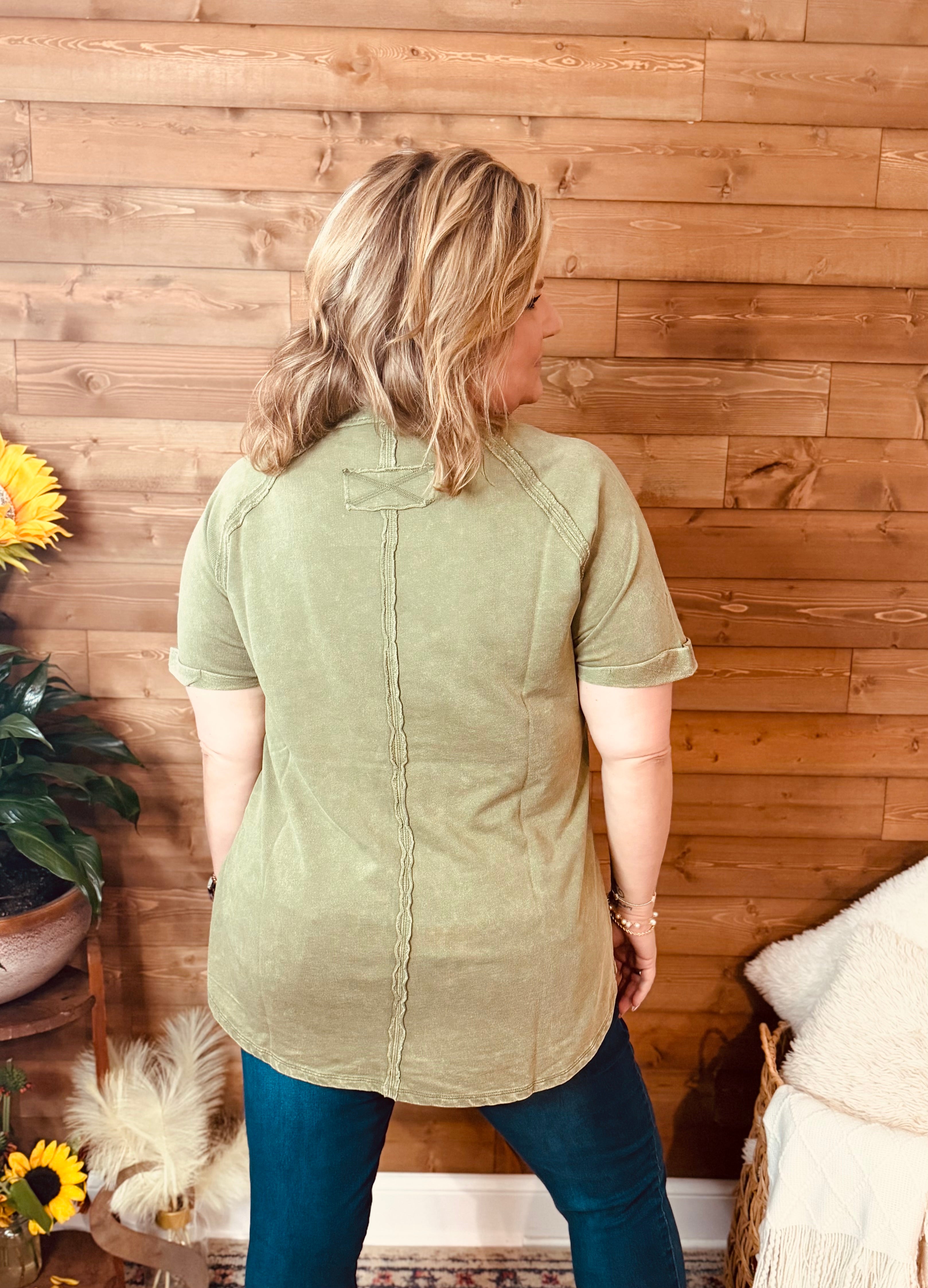 Everyday Mineral Wash Tee- Curvy